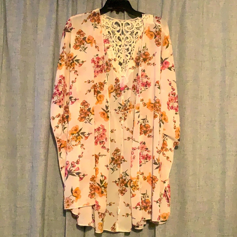 No Boundaries, XXL, and flower print chiffon